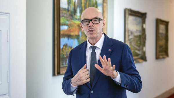 Ministr kultury Oto Klemp��