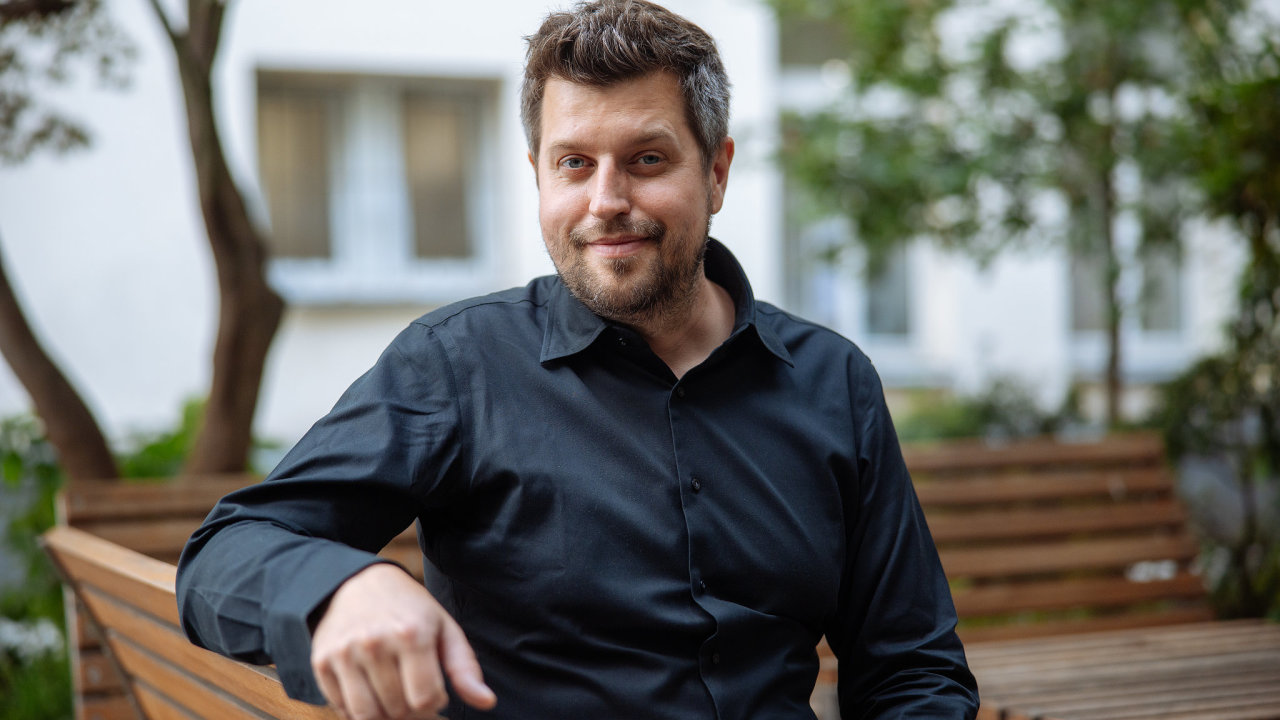 Karel Gargul�k, PAQ Research